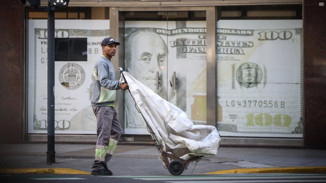 mulder- de-dollarization